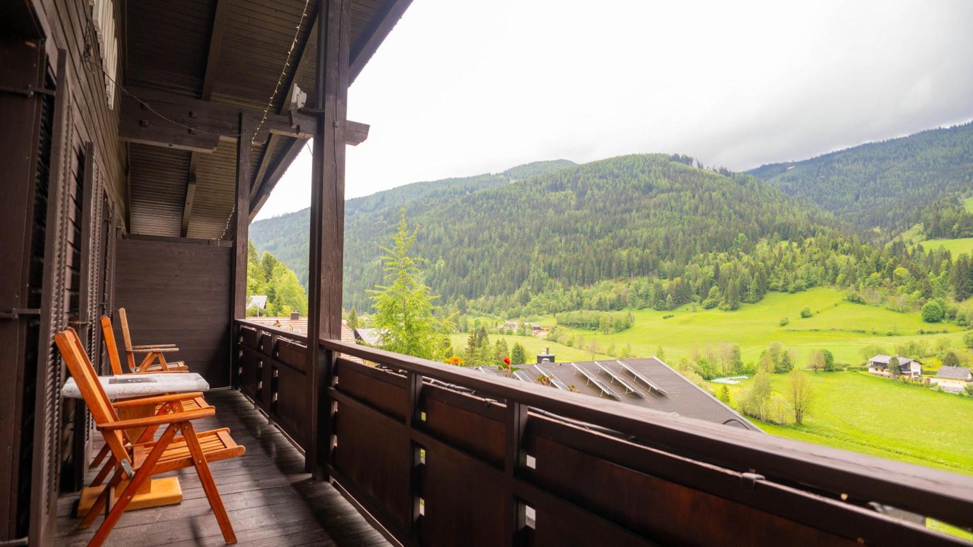 Haus Anna - Kaernten Card Im Sommer Inklusive Bad Kleinkirchheim Exterior foto